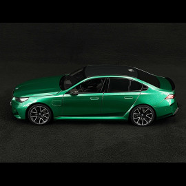 BMW M5 2024 Green Metallic 1/18 Minichamps 110023800