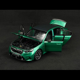 BMW M5 2024 Green Metallic 1/18 Minichamps 110023800