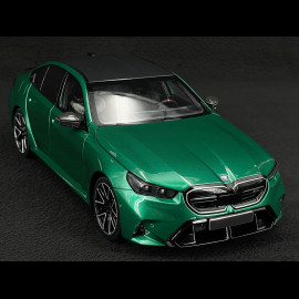 BMW M5 2024 Grün Metallic 1/18 Minichamps 110023800