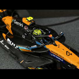 Lando Norris McLaren MCL39 n° 4 3. GP Abu Dhabi / Weltmeister 2025 F1 mit Pit Board 1/43 Spark S9678