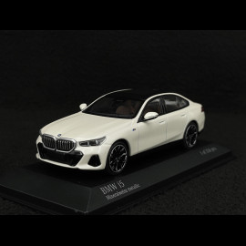 BMW i5 M60 2024 White Metallic 1/43 Minichamps 410024102