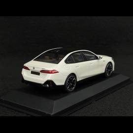 BMW i5 M60 2024 White Metallic 1/43 Minichamps 410024102