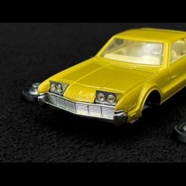 Oldsmobile Toronado 1966 Gold 1/43 Corgi Toys CD54321045