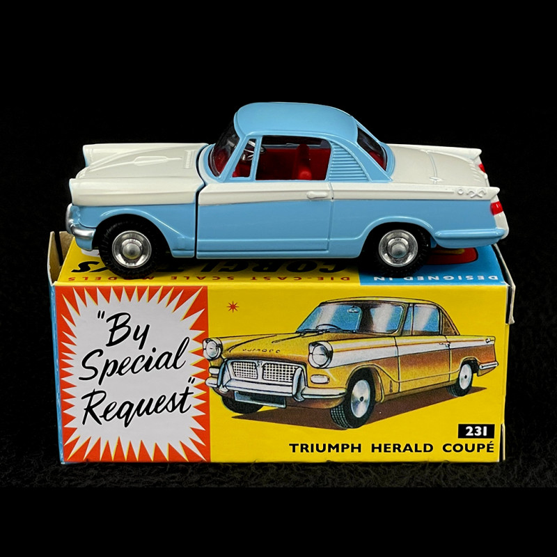 Triumph Herald Coupé 1959 Hellblau / Weiß 1/44 Corgi Toys CD54321018