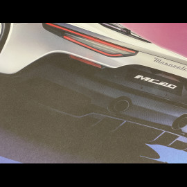 Maserati Poster MC20 Heckansicht Rosa / Blau / Weiß 920029610