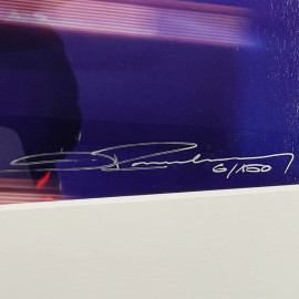 Maserati Gerahmtes Poster MC20 / MC12 Zeit für Kühnheit 50 x 24 cm 920030400