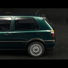 Volkswagen Golf III VR6 Carat 1992 Drachengrün 1/12 Ottomobile G099