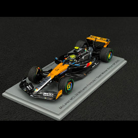 Lando Norris McLaren MCL39 n° 4 Sieger GP Großbritannien 2025 F1 mit Pit Board 1/43 Spark S9596