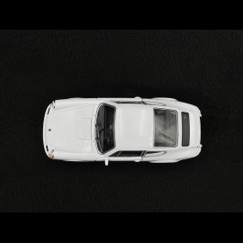 Porsche 911 Carrera RS 2.7 1973 Weiß / Grün Streifen Reibungsspielzeug 1/38 Welly MAP01091124