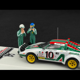 Lancia Stratos HF n° 10 Sieger Rallye Monte Carlo 1976 mit Figuren 1/43 Ixo SPRM001-76