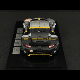 Porsche 911 RSR Type 991.2 n° 911 24h Le Mans 2023 Michael Fassbender Road To Le Mans 1/18 Spark WAP0212220TRSR