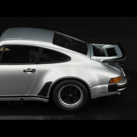 Porsche 911 Turbo 3.0 Type 930 1976 Polar Silver 1/18 KK Scale KKDC180574
