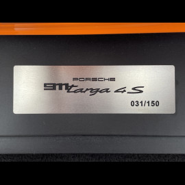 Porsche 911 Targa 4S Typ 992 2021 Pastellorange 1/8 GT Spirit GTS802101