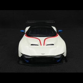 Aston Martin Vulcan 2015 Stratus White 1/18 AutoArt 70261