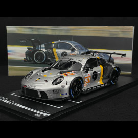 Porsche 911 RSR Type 991.2 n° 911 24h Le Mans 2023 Michael Fassbender Road To Le Mans 1/18 Ixo LEGT18-23LM911