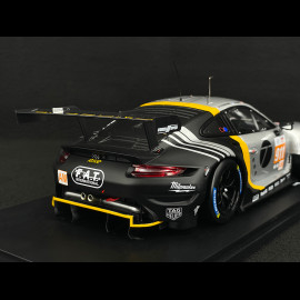 Porsche 911 RSR Type 991.2 n° 911 24h Le Mans 2023 Michael Fassbender Road To Le Mans 1/18 Ixo LEGT18-23LM911