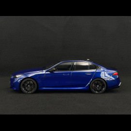 BMW M5 2024 Blue Metallic 1/18 Minichamps 110023802