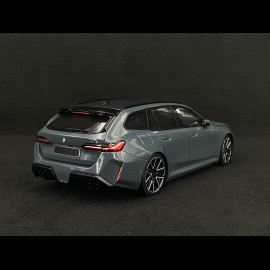 BMW M5 Touring 2024 Grau Metallic 1/18 Minichamps 110023901