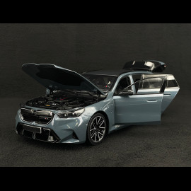 BMW M5 Touring 2024 Grau Metallic 1/18 Minichamps 110023901