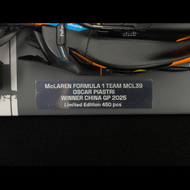 Oscar Piastri McLaren MCL39 n° 81 Sieger GP China 2025 F1 1/18 Minichamps 537251981