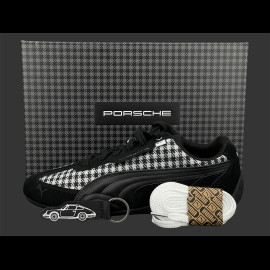 Porsche Schuhe 911 Pepita Speedcat Puma Leagacy + Schlüsselanhänger Schwarz / Weiß 309389-01 - unisex