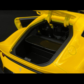 Ferrari 812 Competizione 2021 Giallo Modena 1/18 Bburago BU01646