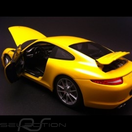 Porsche 991 Carrera S gelb 1/18 Welly 18047