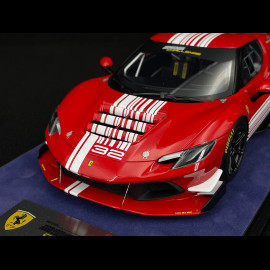 Ferrari 296 Challenge n° 32 2023 Rot / Weiß 1/18 Looksmart LS18RC027