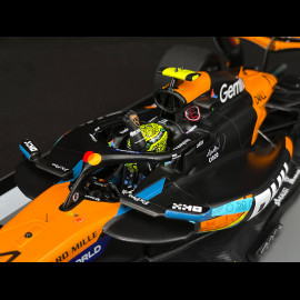 Lando Norris McLaren MCL39 n° 4 3. GP Abu Dhabi 2025 F1 mit Pit Board 1/18 Spark 18S1118