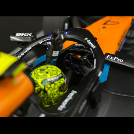 Lando Norris McLaren MCL39 n° 4 3. GP Abu Dhabi 2025 F1 mit Pit Board 1/18 Spark 18S1118
