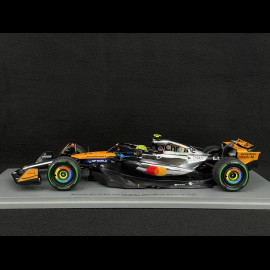 Lando Norris McLaren MCL39 n° 4 Sieger GP Großbritannien 2025 F1 mit Pit Board 1/18 Spark 18S1010