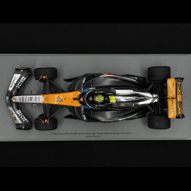 Lando Norris McLaren MCL39 n° 4 Winner British GP 2025 F1 with Pit Board 1/18 Spark 18S1010