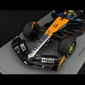 Lando Norris McLaren MCL39 n° 4 Sieger GP Großbritannien 2025 F1 mit Pit Board 1/18 Spark 18S1010