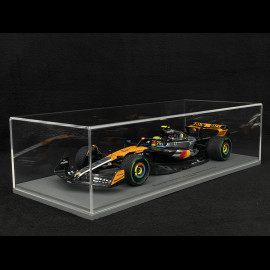 Lando Norris McLaren MCL39 n° 4 Sieger GP Großbritannien 2025 F1 mit Pit Board 1/18 Spark 18S1010