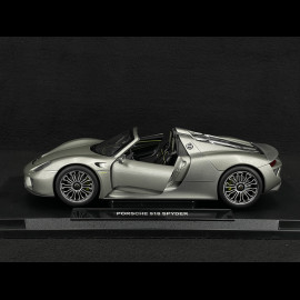 Porsche 918 Spyder 2011 Silber 1/18 Welly 18051C