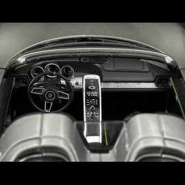 Porsche 918 Spyder 2011 Silver 1/18 Welly 18051C