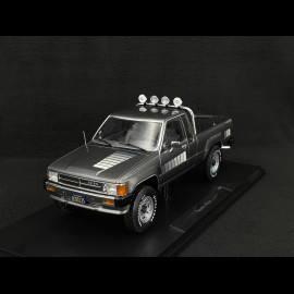 Toyota Hilux Xtra Cab 4x4 1985 Grau Metallic 1/18 KK Scale KKDC181563