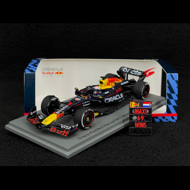 Max Verstappen Red Bull RB21 n° 1 Sieger GP Las Vegas 2025 F1 mit Pit Board 1/43 Spark S9669