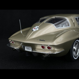 Chevrolet Corvette C2 Sting Ray 1963 Saddle Tan 1/12 GT Spirit GT1004