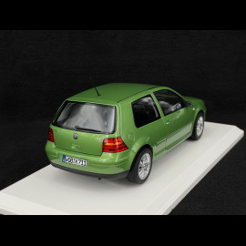 Volkswagen Golf IV GTI 1998 Kosmisches Grün Metallic 1/18 Norev 188571