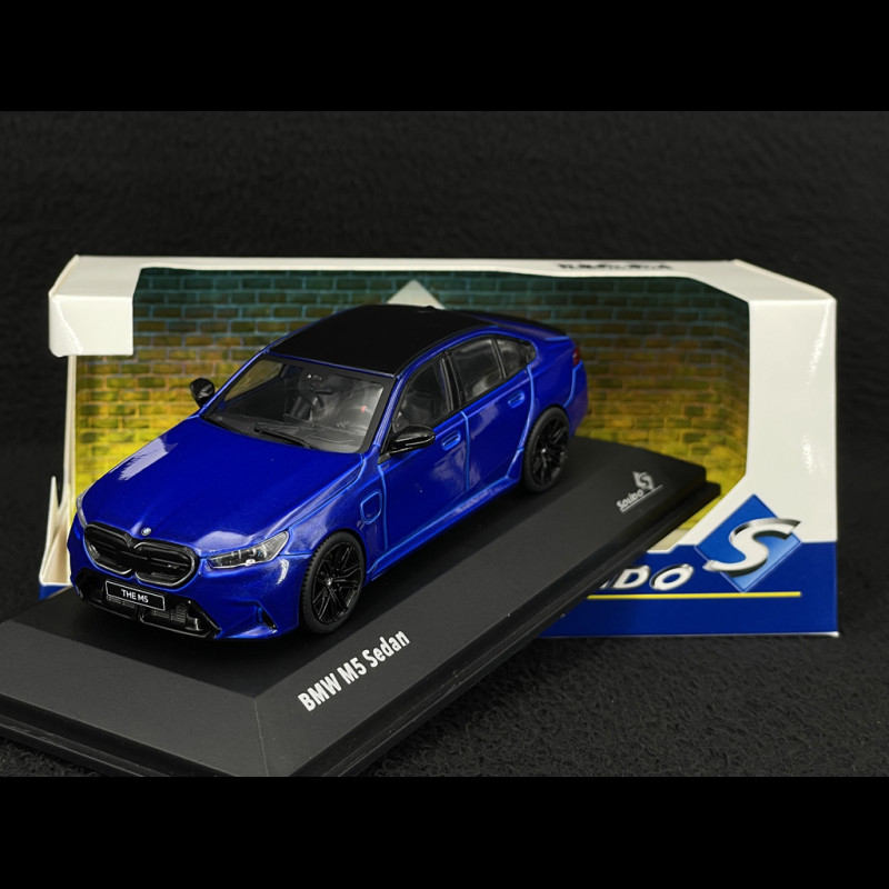 BMW M5 Sedan 2024 Marina Bay Blue 1/43 Solido S4317551