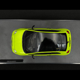Fiat Abarth F595 2023 Verde Adrenalina 1/18 Solido S1811307