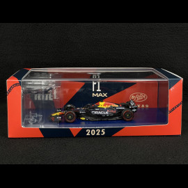 Max Verstappen Red Bull RB21 n° 1 Winner USA GP 2025 F1 with Figurine and Pit Board 1/43 Spark S9666