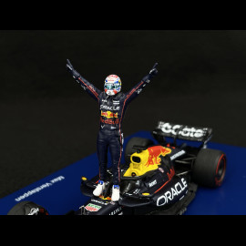 Max Verstappen Red Bull RB21 n° 1 Sieger GP USA 2025 F1 mit Figur und Pit Board 1/43 Spark S9666