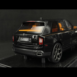 Rolls Royce Cullinan 2018 Schwarz Metallic / Orangefarbener Innenraum 1/18 GL Model GLCUBM