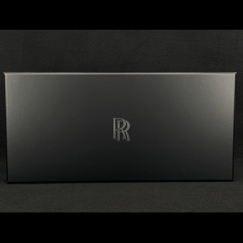 Rolls Royce Cullinan 2018 Twilight Arctic White / White Interior 1/18 GL Model GLCUAW