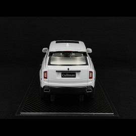 Rolls Royce Cullinan 2018 Twilight Arctic White / White Interior 1/18 GL Model GLCUAW