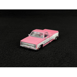 Chevrolet Silverado Dually Vintage Spec V2 1980 Kaido House Pink 1/64 Mini GT KHMG243