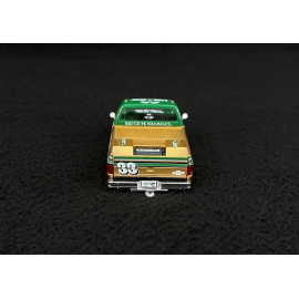 Chevrolet Silverado Kaido Intimidator V2 1980 Kaido House Beige / Green 1/64 Mini GT KHMG267