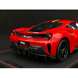 Ferrari 488 Pista 2018 Rosso Corsa / Schwarzer Streifen / Carbon Felgen 1/18 BBR Models P18145A7